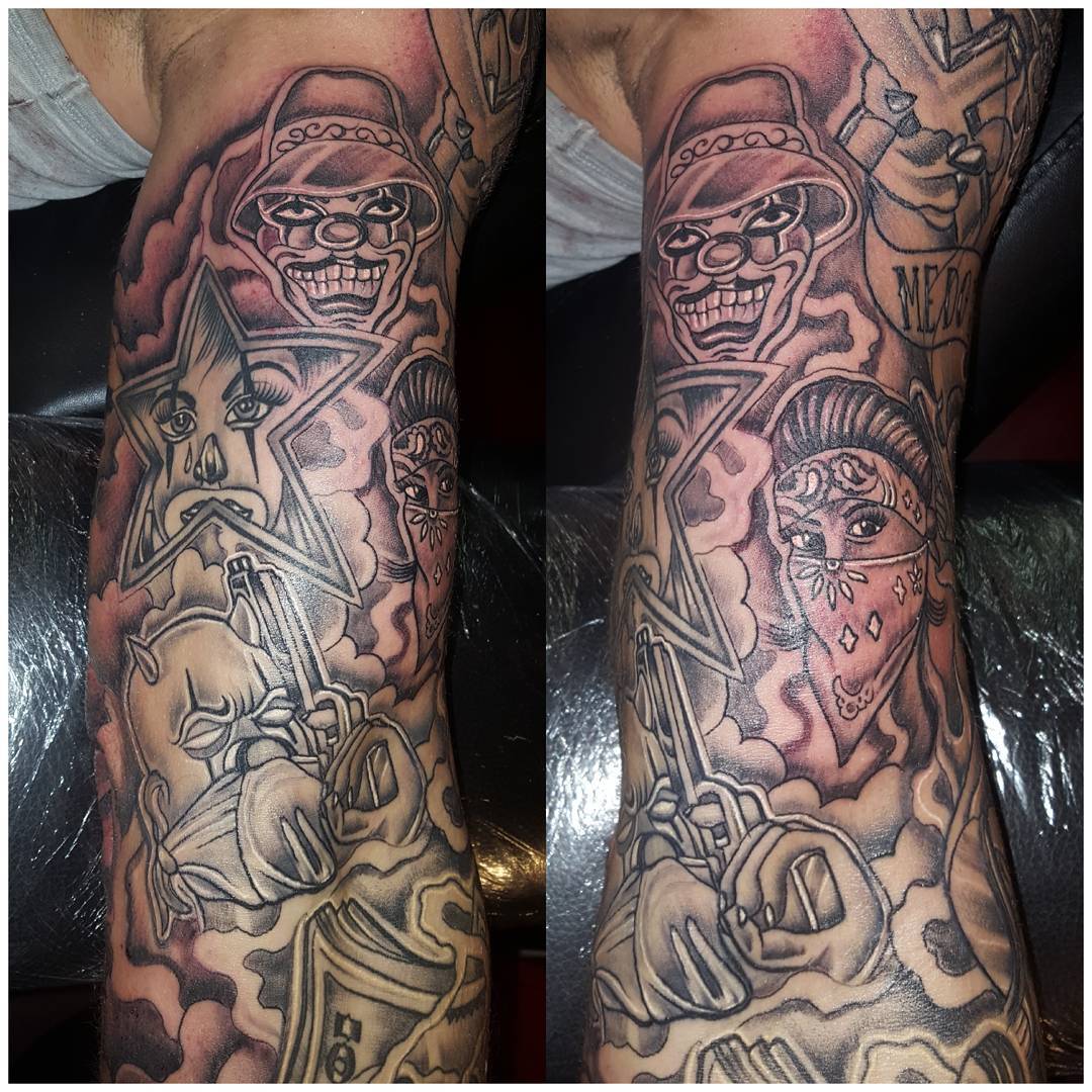 Sleeve end.up 2 the other arm.??